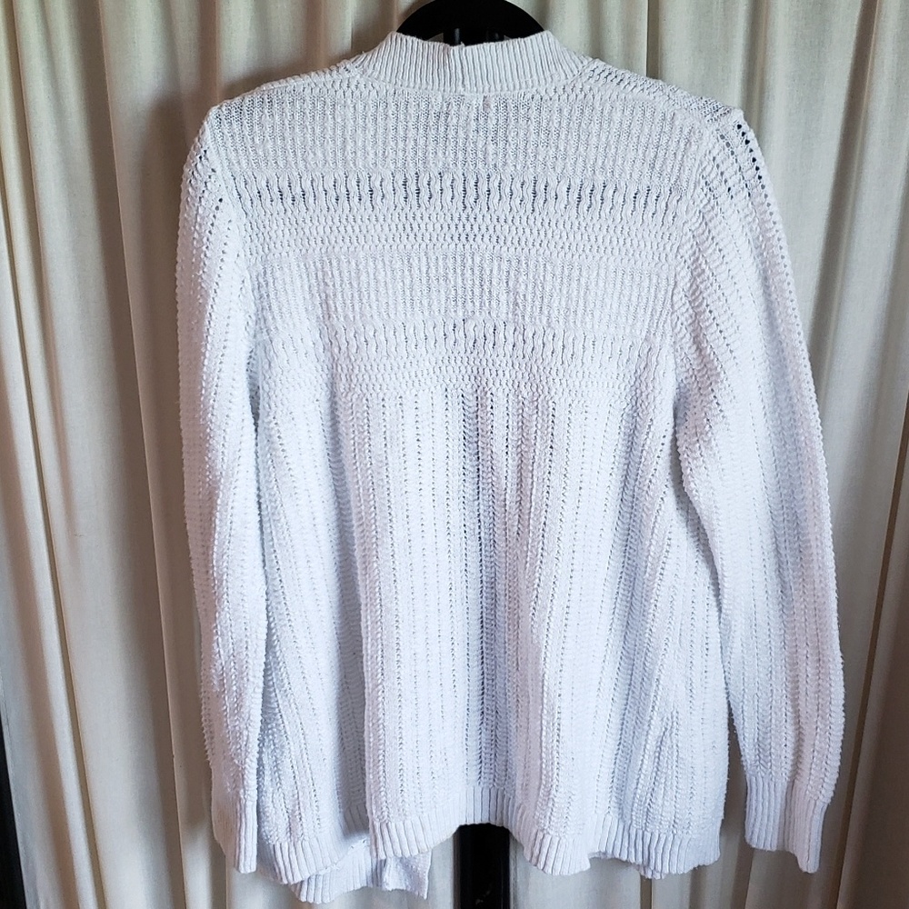 L. L. Bean size large white sweater - Picture 2 of 3
